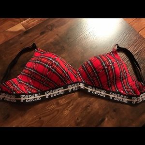 NWT no wire plaid Victoria’s Secret bra!